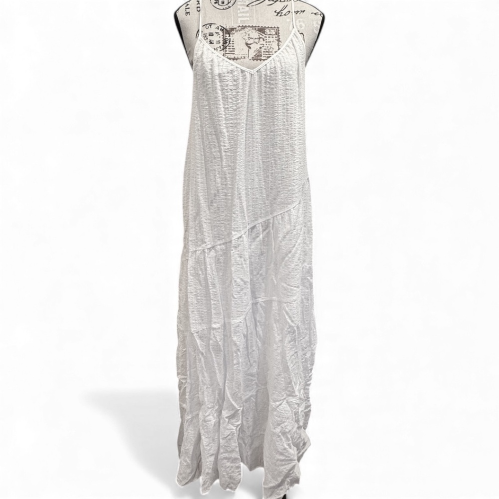 Reserved White Crinkle Maxi Dress – US 8–10